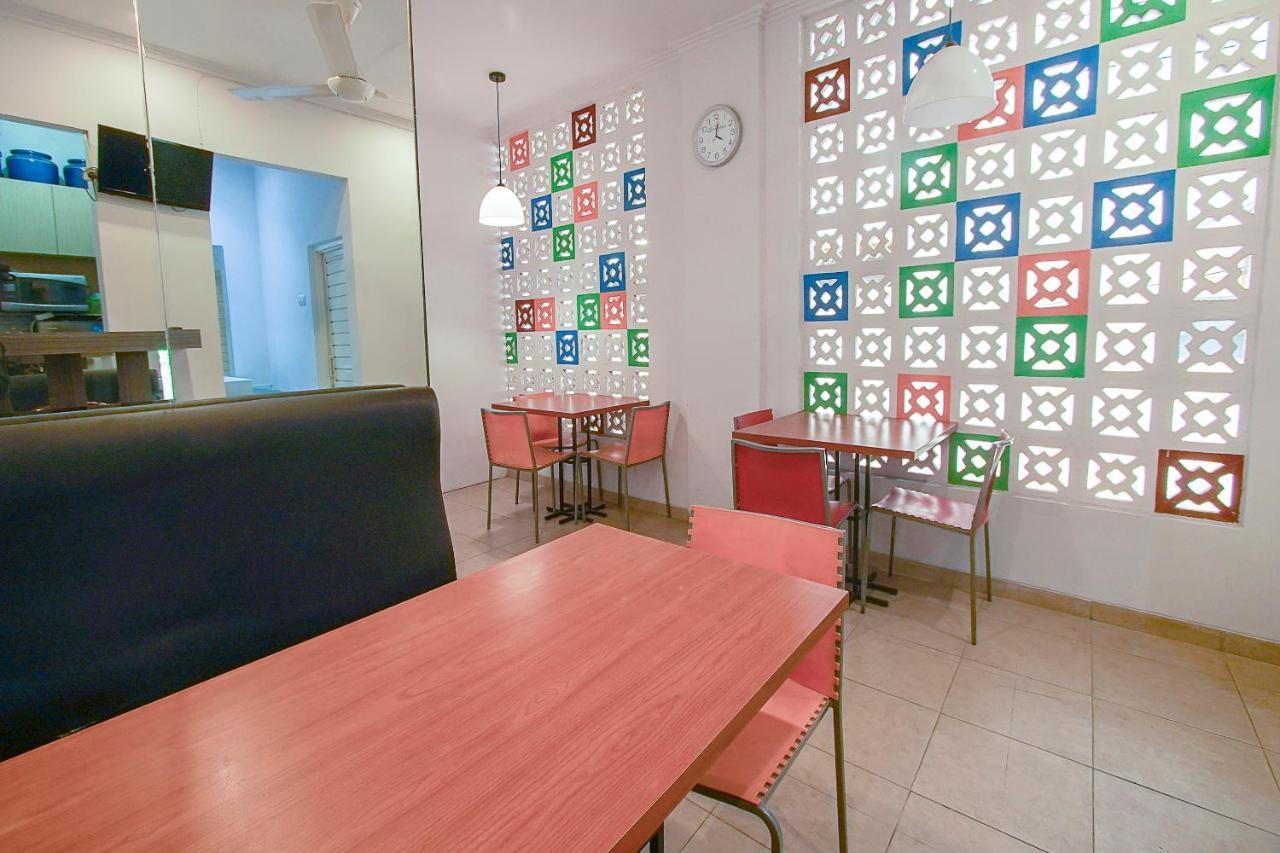 Urbanview Hotel Fiffa Kauman Маланг Екстериор снимка