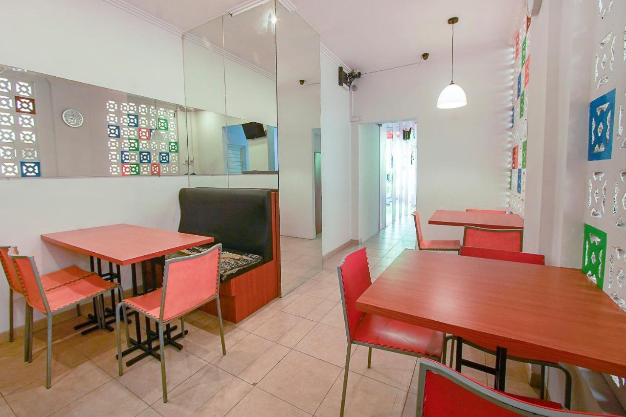 Urbanview Hotel Fiffa Kauman Маланг Екстериор снимка