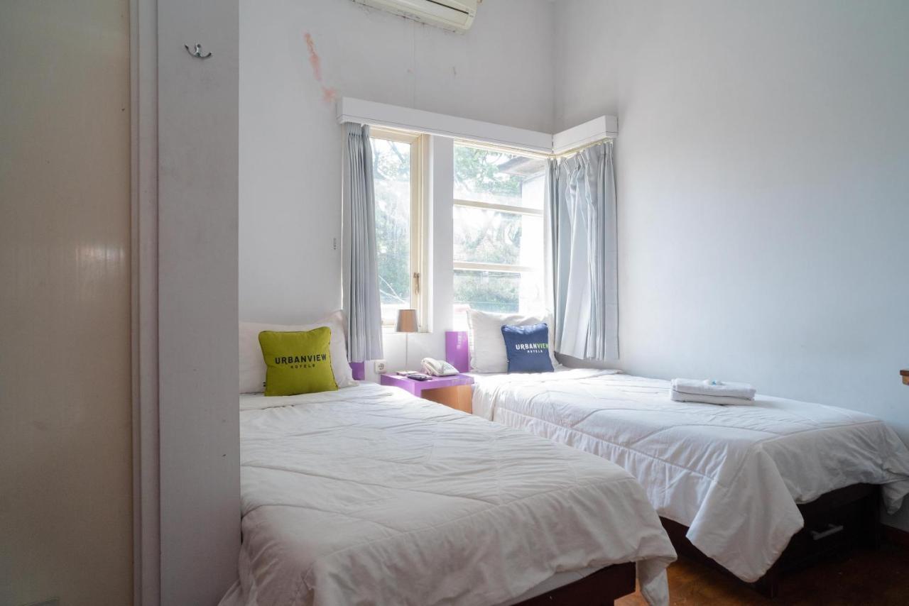 Urbanview Hotel Fiffa Kauman Маланг Екстериор снимка