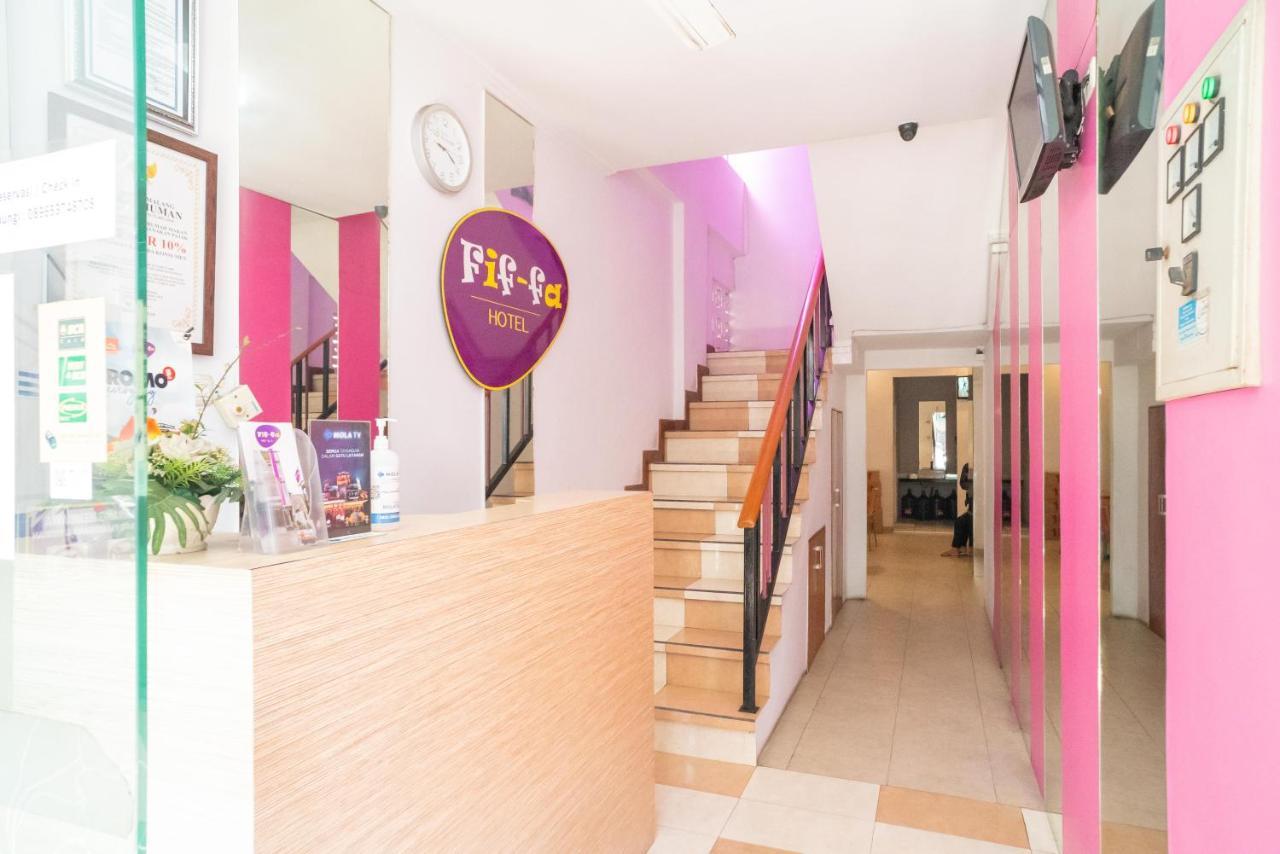 Urbanview Hotel Fiffa Kauman Маланг Екстериор снимка